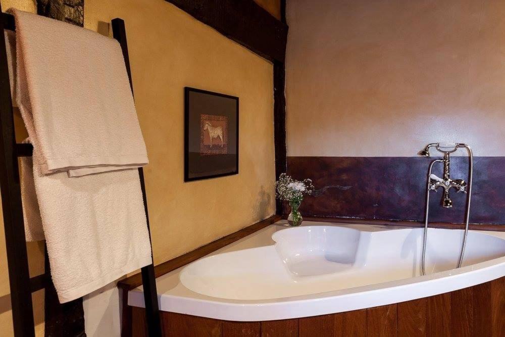 Hotel Boutique Valle de Oca Villanasur-Río de Oca Extérieur photo